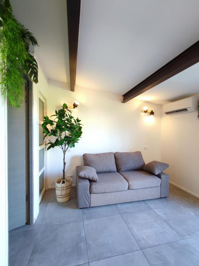 L'Ousto - Studio Avec Magnifique Terrasse A 5 Min De Cassis 罗科福尔拉贝杜勒 外观 照片